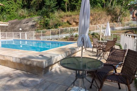 Apartamento para alugar com 65m², 2 quartos e 1 vagaÁrea comum - Piscina