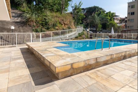 Apartamento para alugar com 65m², 2 quartos e 1 vagaÁrea comum - Piscina