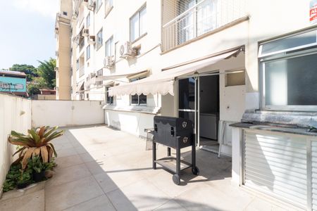 Apartamento para alugar com 65m², 2 quartos e 1 vagaVaranda