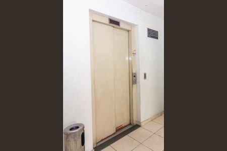 Apartamento para alugar com 65m², 2 quartos e 1 vagaÁrea comum - Elevador