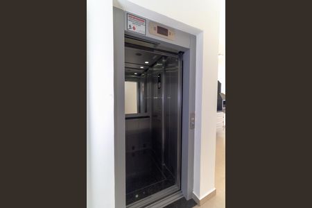 Apartamento para alugar com 28m², 1 quarto e sem vaga Apartamento para alugar com 28m², 1 quarto e sem vagaElevador