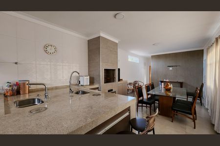 Casa para alugar com 270m², 6 quartos e 2 vagas Casa para alugar com 270m², 6 quartos e 2 vagasCopa
