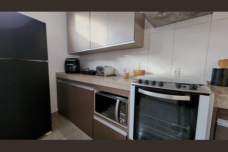 Casa para alugar com 270m², 6 quartos e 2 vagas Casa para alugar com 270m², 6 quartos e 2 vagasCozinha