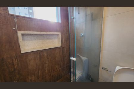 Casa para alugar com 270m², 6 quartos e 2 vagas Casa para alugar com 270m², 6 quartos e 2 vagasBanheiro
