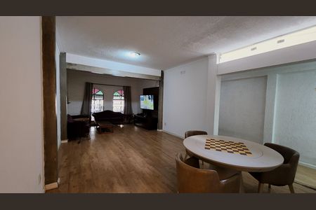 Casa para alugar com 270m², 6 quartos e 2 vagas Casa para alugar com 270m², 6 quartos e 2 vagasSala