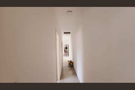 Casa para alugar com 270m², 6 quartos e 2 vagas Casa para alugar com 270m², 6 quartos e 2 vagasCorredor segundo piso