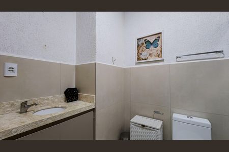 Casa para alugar com 270m², 6 quartos e 2 vagas Casa para alugar com 270m², 6 quartos e 2 vagasBanheiro do Quarto 1