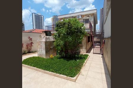 Casa à venda com 206m², 3 quartos e 2 vagas