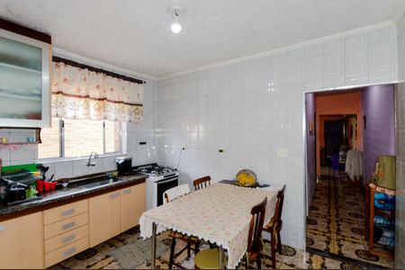 Casa à venda com 125m², 2 quartos e 2 vagas Casa à venda com 125m², 2 quartos e 2 vagasCozinha