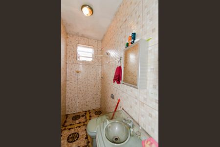 Casa à venda com 125m², 2 quartos e 2 vagas Casa à venda com 125m², 2 quartos e 2 vagasBanheiro