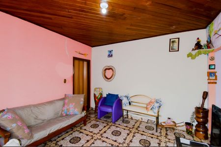 Casa à venda com 125m², 2 quartos e 2 vagas Casa à venda com 125m², 2 quartos e 2 vagasSala