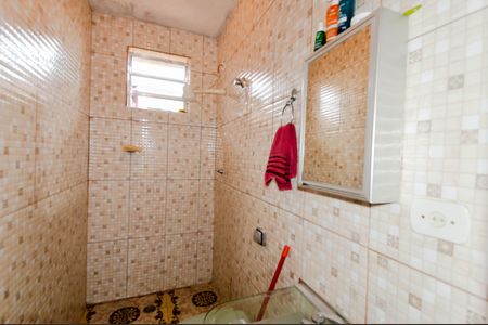 Casa à venda com 125m², 2 quartos e 2 vagas Casa à venda com 125m², 2 quartos e 2 vagasBanheiro