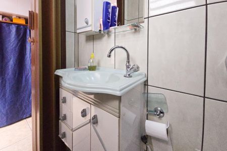 Casa à venda com 150m², 3 quartos e 4 vagasBanheiro de serviço