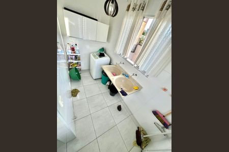 Casa à venda com 280m², 5 quartos e 2 vagasÁrea de Serviço