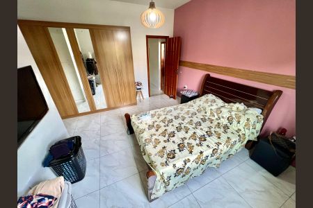 Casa à venda com 280m², 5 quartos e 2 vagasSuíte