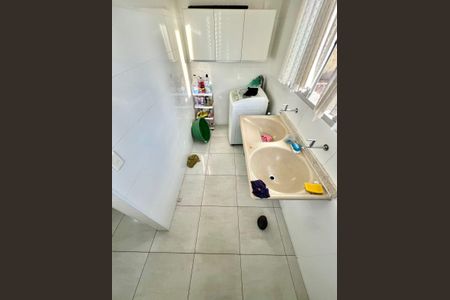 Casa à venda com 280m², 5 quartos e 2 vagasÁrea de Serviço