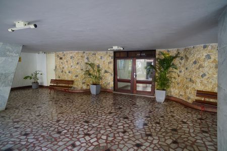 Apartamento à venda com 216m², 2 quartos e sem vaga Apartamento à venda com 216m², 2 quartos e sem vagaÁrea comum