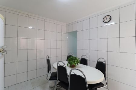 Casa à venda com 140m², 4 quartos e 2 vagasCozinha