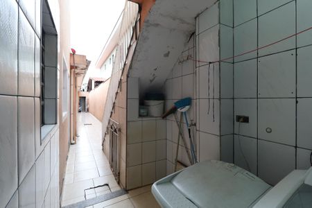 Casa à venda com 140m², 4 quartos e 2 vagasÁrea de serviço