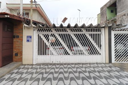 Casa à venda com 140m², 4 quartos e 2 vagasFachada