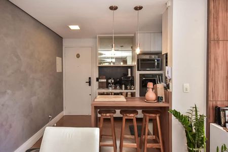 Apartamento à venda com 74m², 2 quartos e 2 vagasCozinha