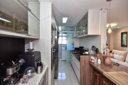 Apartamento à venda com 74m², 2 quartos e 2 vagasCozinha