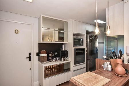 Apartamento à venda com 74m², 2 quartos e 2 vagasCozinha