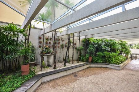 Apartamento à venda com 74m², 2 quartos e 2 vagasJardim