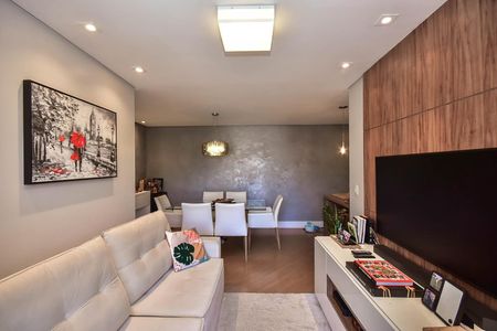 Apartamento à venda com 74m², 2 quartos e 2 vagasSala