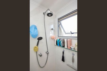 Apartamento à venda com 74m², 2 quartos e 2 vagasChuveiro do Banheiro