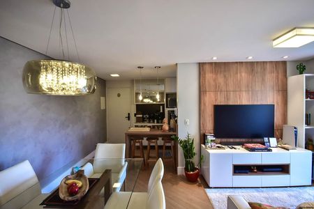 Apartamento à venda com 74m², 2 quartos e 2 vagasSala
