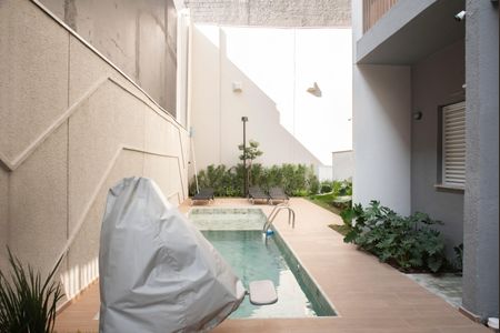 Studio à venda com 26m², 1 quarto e sem vagaÁrea comum - Piscina