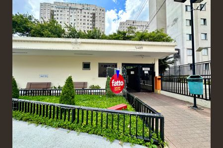 Apartamento à venda com 56m², 3 quartos e 1 vaga Apartamento à venda com 56m², 3 quartos e 1 vagaFachada