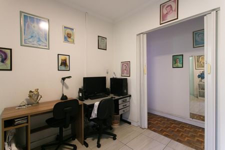 Casa à venda com 224m², 3 quartos e 2 vagasSuíte