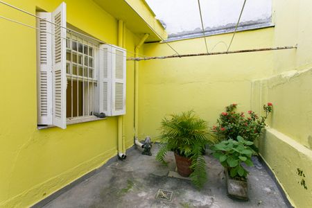 Casa à venda com 224m², 3 quartos e 2 vagasQuintal