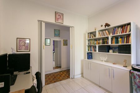 Casa à venda com 224m², 3 quartos e 2 vagasSuíte