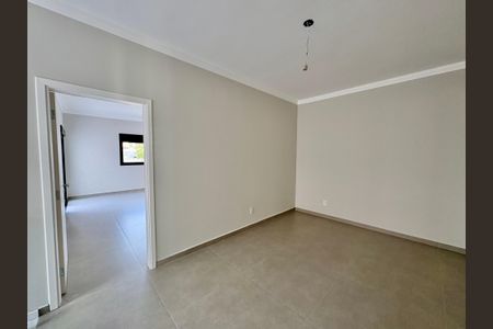 Casa de condomínio à venda com 300m², 3 quartos e 2 vagasSala