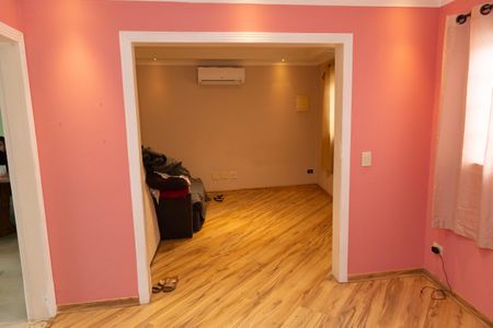 Casa de condomínio à venda com 300m², 2 quartos e 2 vagasSala de estar