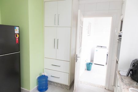 Casa de condomínio à venda com 300m², 2 quartos e 2 vagasCozinha