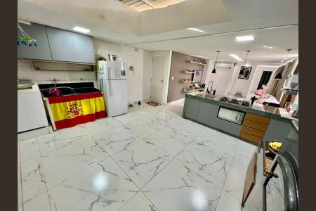 Casa à venda com 100m², 2 quartos e 1 vagaCozinha