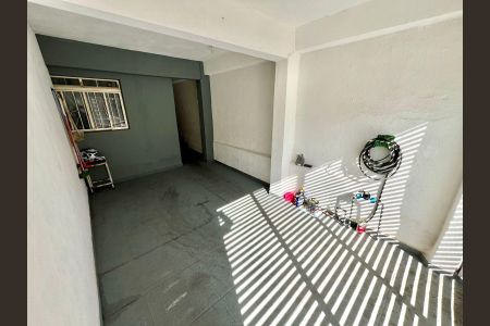 Casa à venda com 100m², 2 quartos e 1 vagaGaragem
