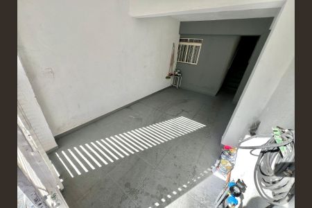 Casa à venda com 100m², 2 quartos e 1 vagaGaragem
