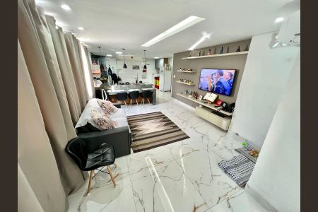 Casa à venda com 100m², 2 quartos e 1 vagaSala