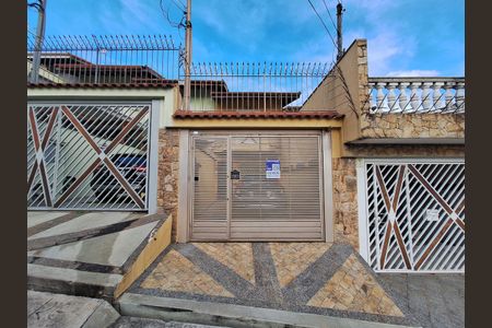 Casa à venda com 100m², 2 quartos e 1 vagaFachada e Placa