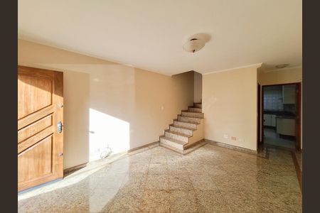 Casa à venda com 100m², 2 quartos e 1 vagaSala