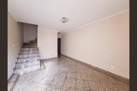 Casa à venda com 100m², 2 quartos e 1 vagaSala