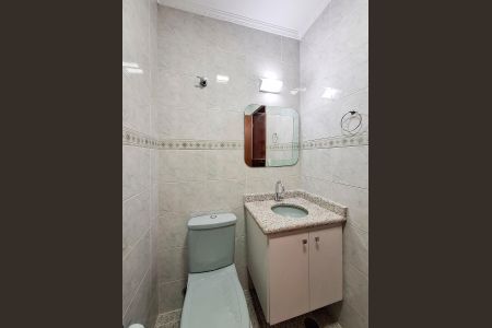 Casa à venda com 100m², 2 quartos e 1 vagaBanheiro da Suíte 1