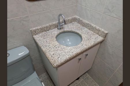 Casa à venda com 100m², 2 quartos e 1 vagaBanheiro da Suíte 1