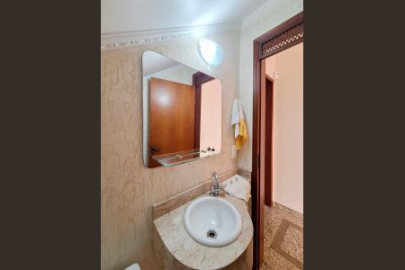 Casa à venda com 100m², 2 quartos e 1 vagaLavabo