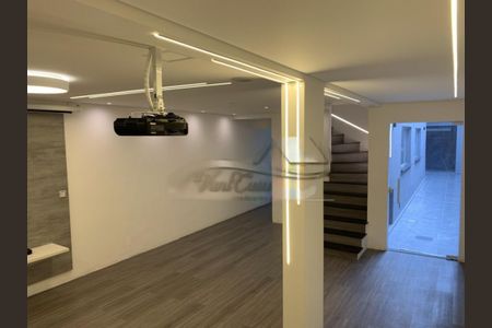 Casa à venda com 3 quartos, 250m² em Sacoma, São Paulo